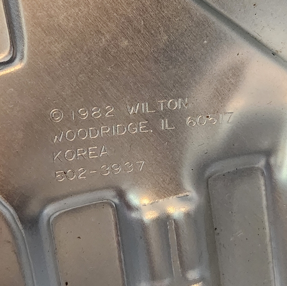 Vintage 1982 Square Holiday Cottage House Cake Pan Retired Wilton - Picture 6 of 6